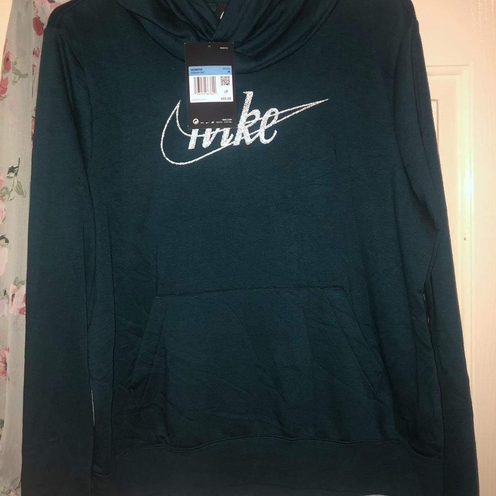 Nike hoodie Nwt